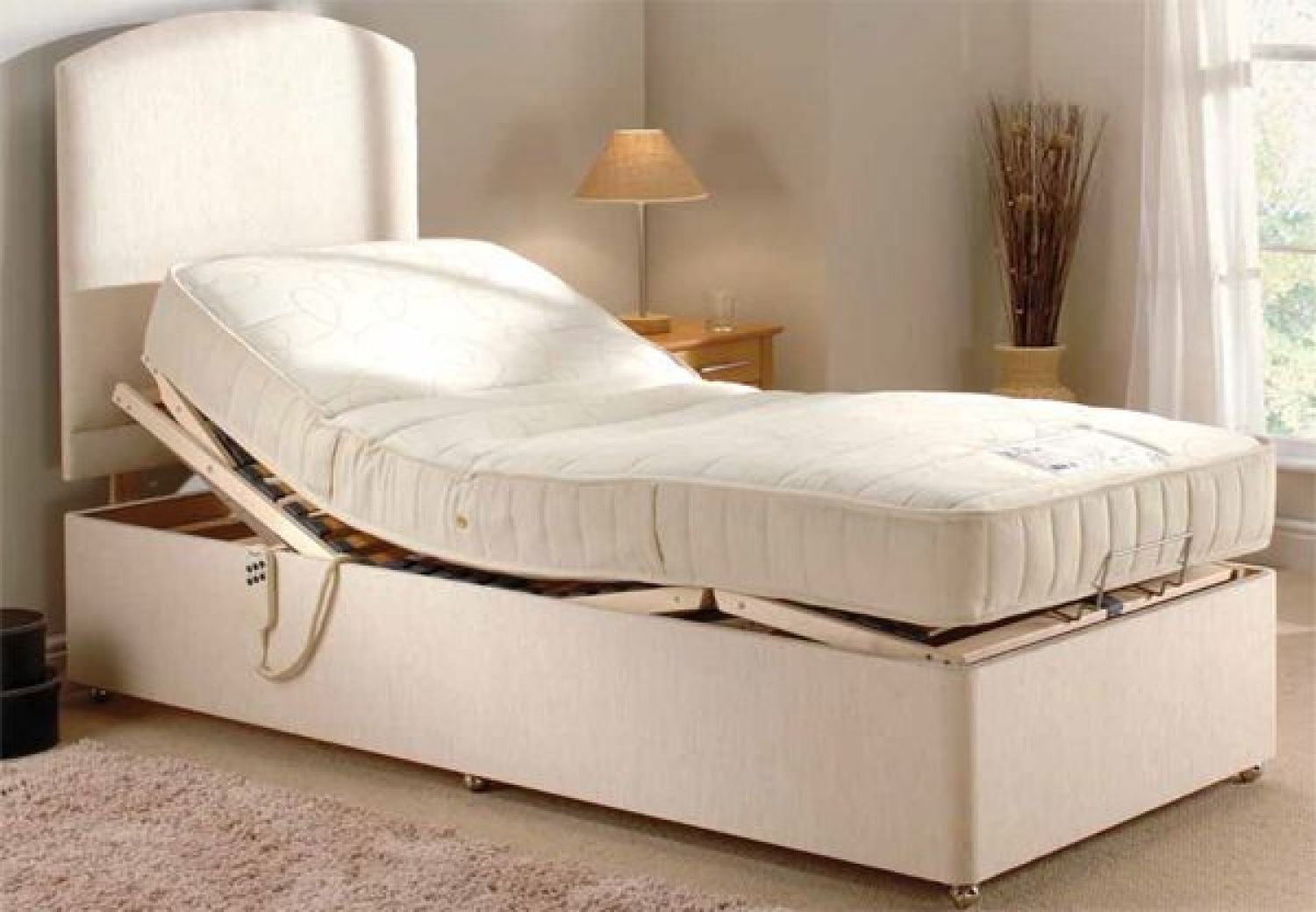 Old English Knightsbridge Adjustable Divan Bed Set. Headboard not incl